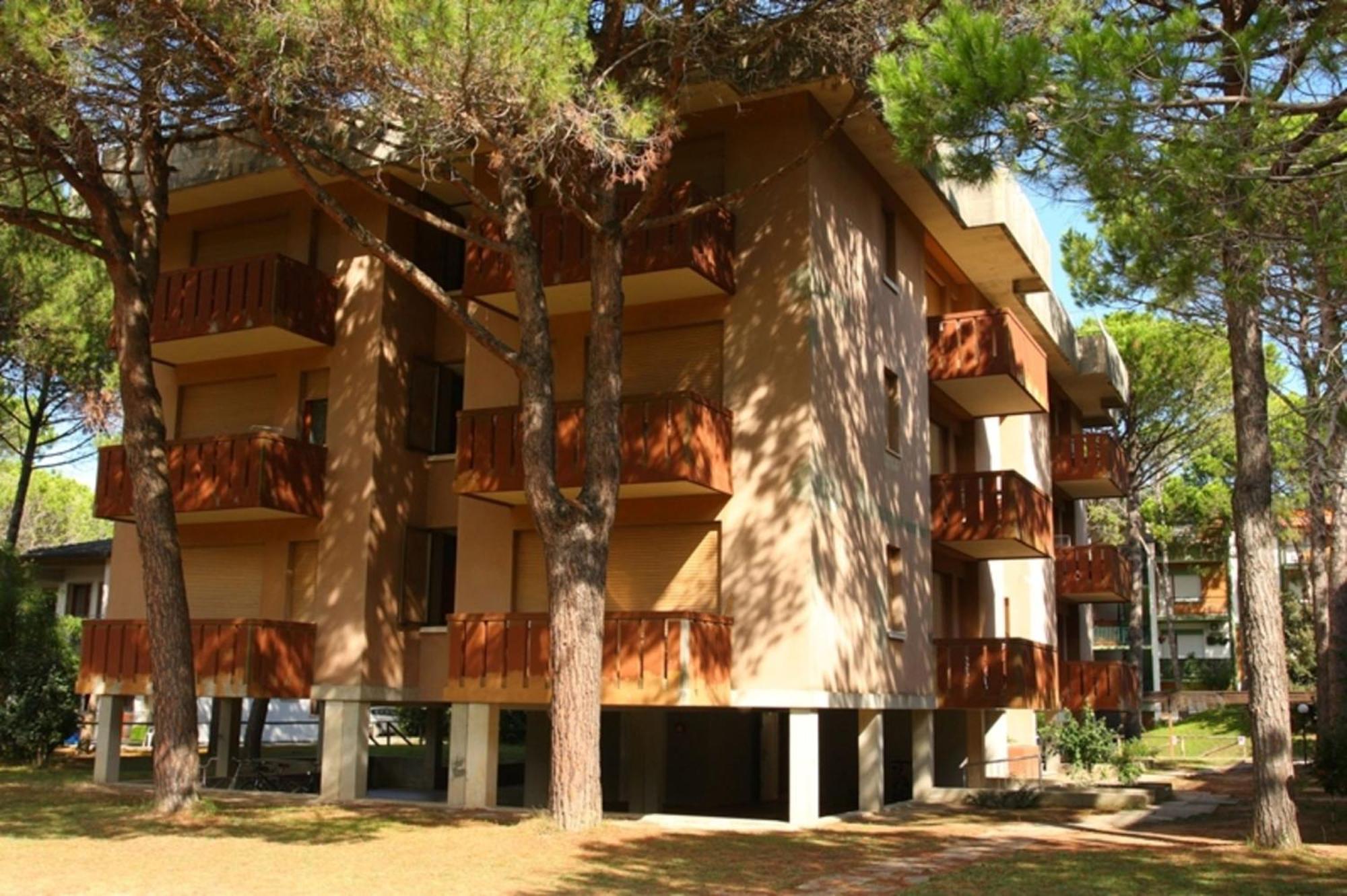 Spacious And Bright Flat Near The - Beahost Apartment *